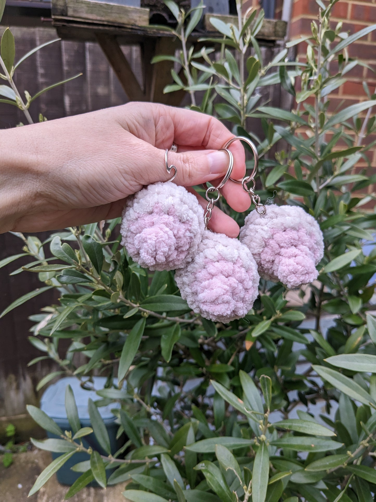PDF pattern- Peekaboob Keyring crochet pattern